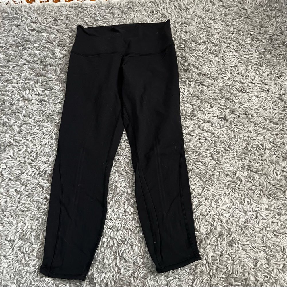 Lululemon black 21” leggings size 10